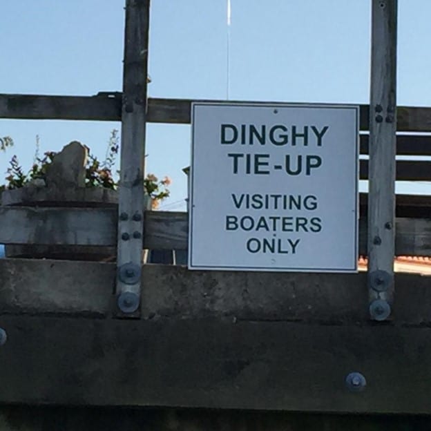 Belfast dinghy tie-up sign