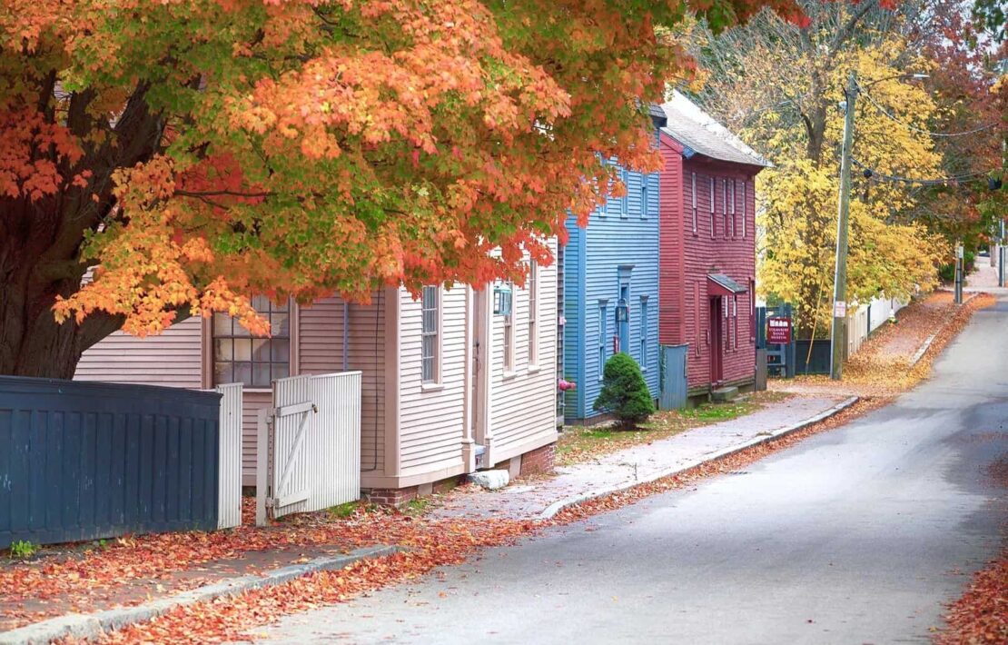 Colonial houses with fall foliage